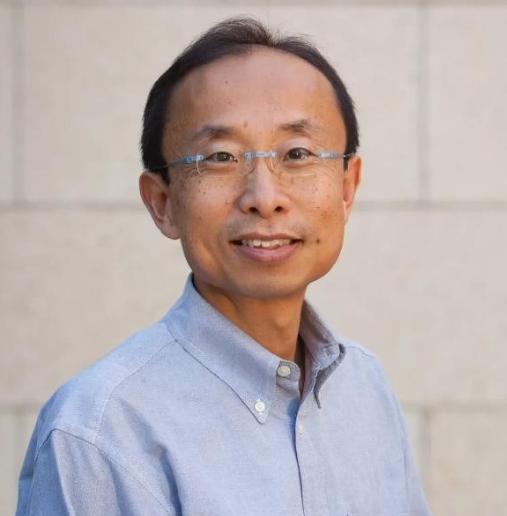 台积电前副总裁黄汉森曾在采访中表示：任何技术领域，只要每当中国团队进入时，其他企