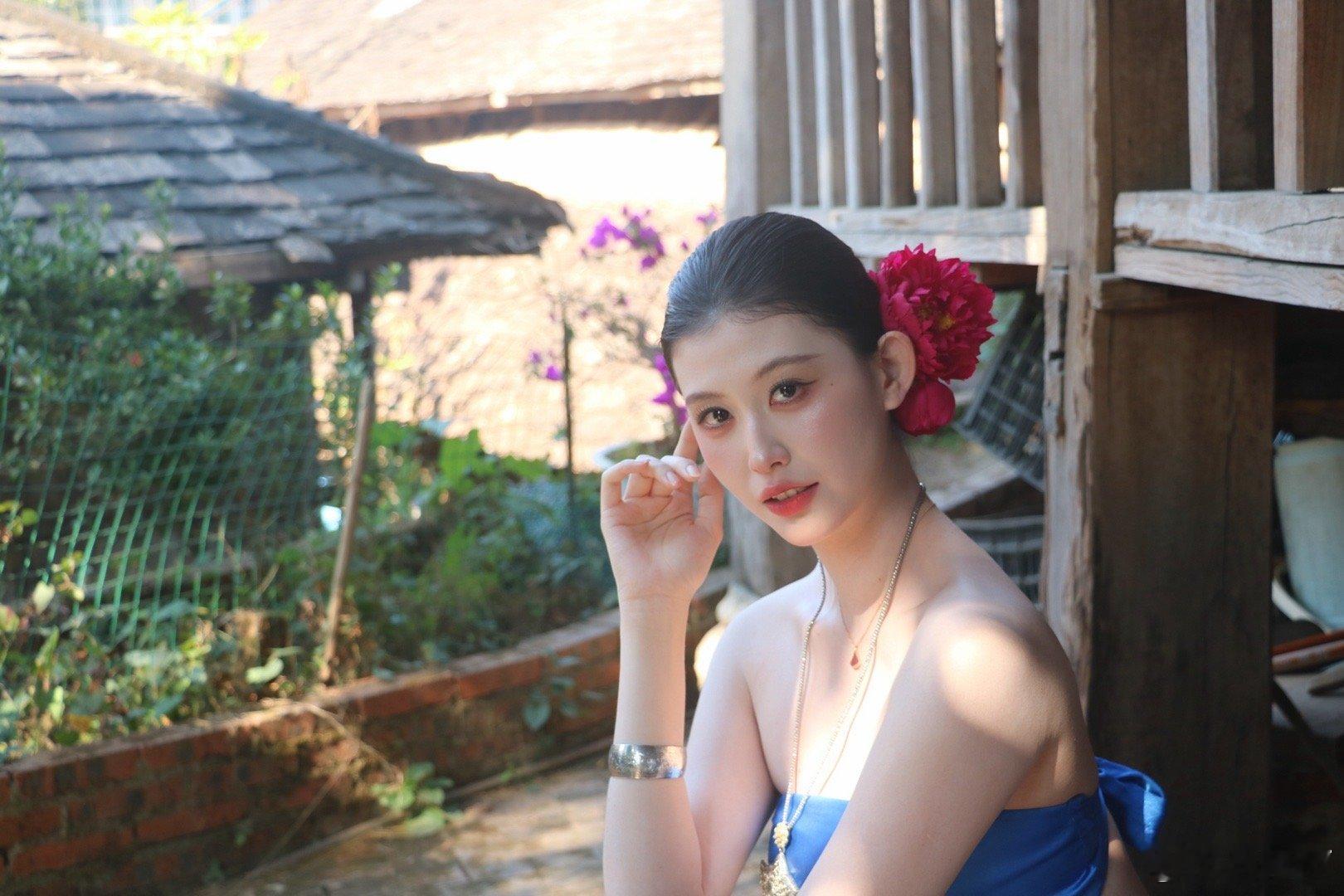 明媚傣妃平面模特西双版纳