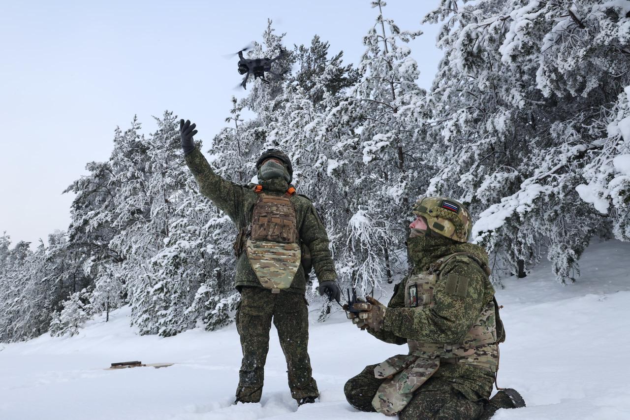 俄罗斯军队出新招：用无人机干掉一名乌克兰士兵，就能领2.5万卢布奖金！据乌克兰