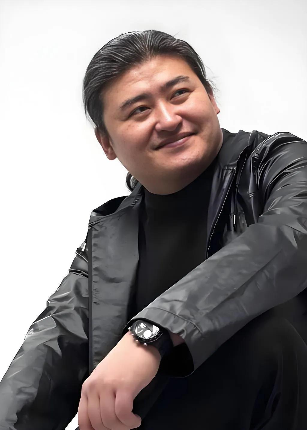 刘欢曾因股骨头坏死治疗人终究都有去的那一天，有人轻如鸿毛，有人重于泰山，所以就像