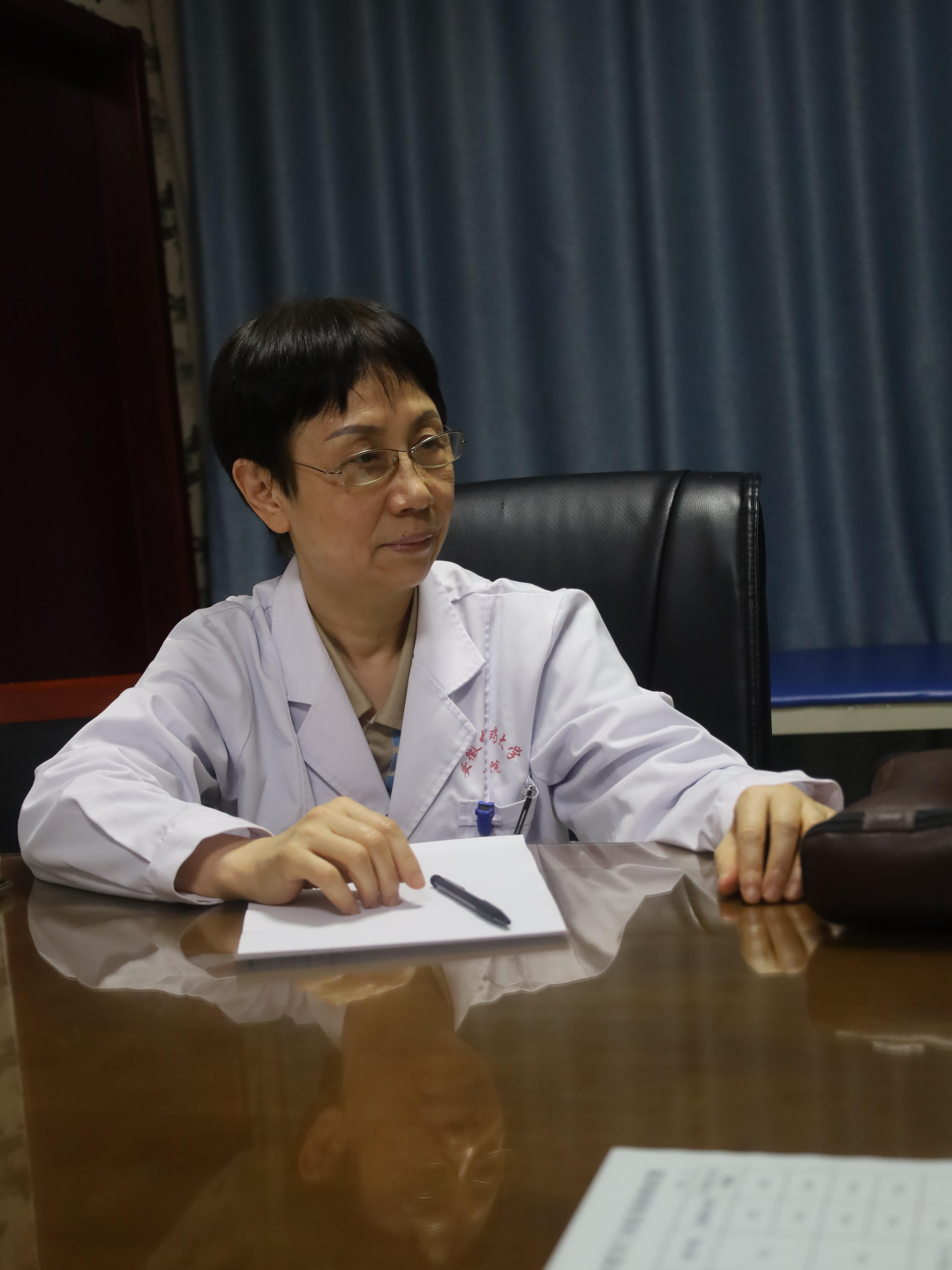 咳嗽变异性哮喘，其根源在于伏痰阻肺，使气道发生痉挛且难以自行缓解。 不...