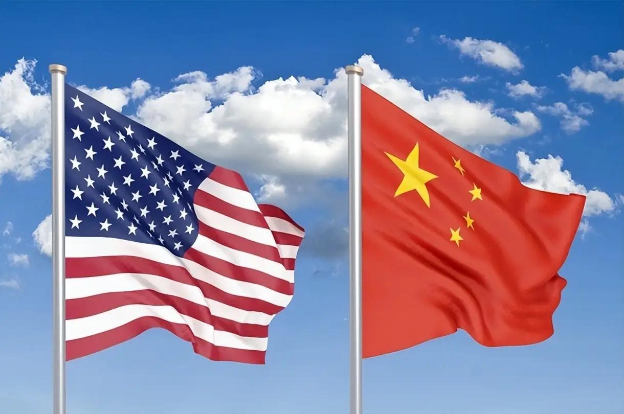 美国媒体称中国是美国近几十年来遇到的“实力最强，最难对付的世界老二”。美国一向都