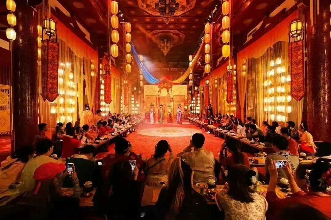 【洛阳位列国风沉浸游热门目的地第三】近日，同程旅行暑期数据出炉，洛阳位列国风沉