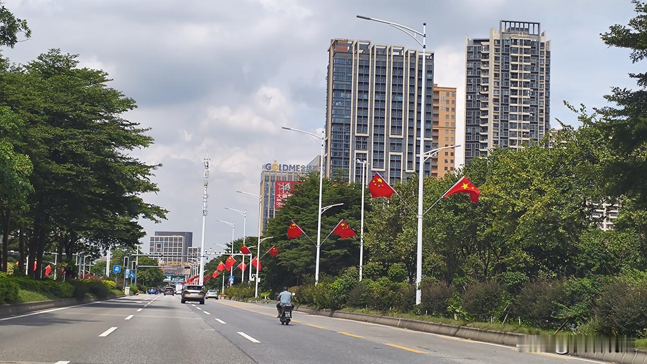 国庆节马上到来，出现5点“反常”现象，与往年不同，你发现没？第一，送礼人更加