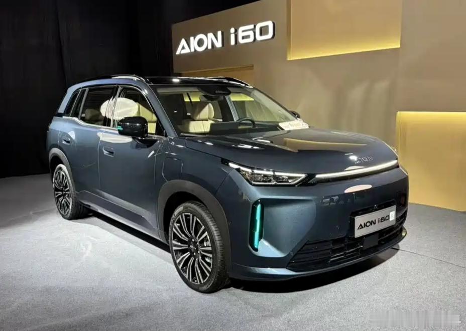 今晚正式上市，限时焕新价10.48万起，赠送4个原厂仿麂皮副头枕、家充桩、养护礼