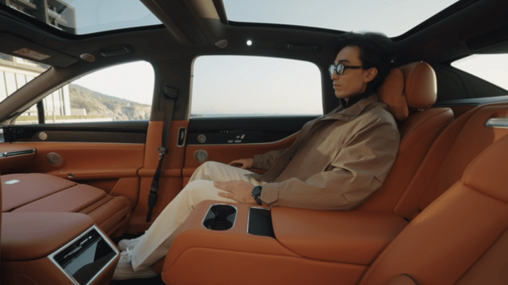 作为一个开车上班的人，看到新款享界S9静态评测首发感觉找到了可以哄自己上班的天菜