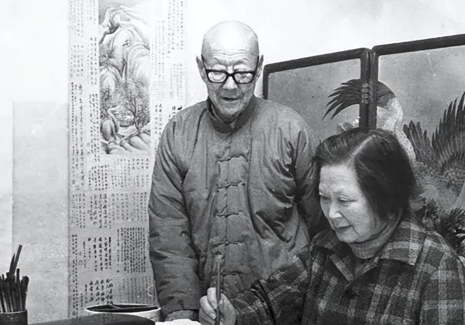1935年，一名舞女看见张伯驹，扑通跪下，我还是清白之身，求你带我走！张伯驹瞪大