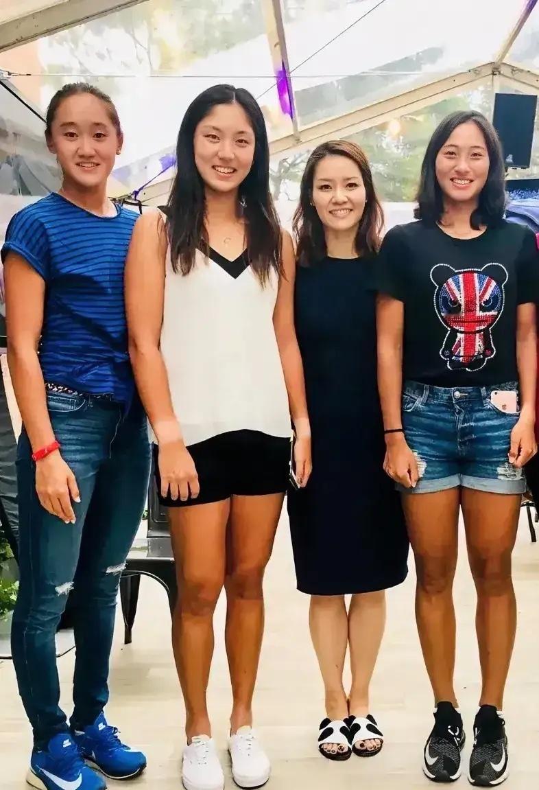李娜打了8次温网，最佳8强；张帅打了10次温网，最佳8强；王欣瑜打了3次温网，最