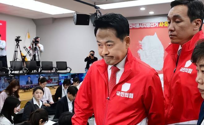 输不起了？韩国民力量党首硬杠：全国重选，提前投票必须废！ 2026年6月3日