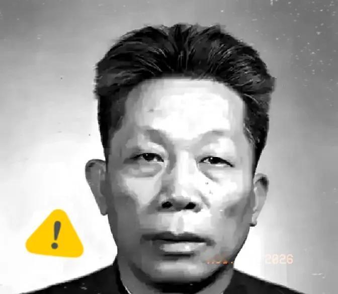 1957年他被撤职，当处分决定送到中央毛主席大怒：他对党是有功的。1957年，广