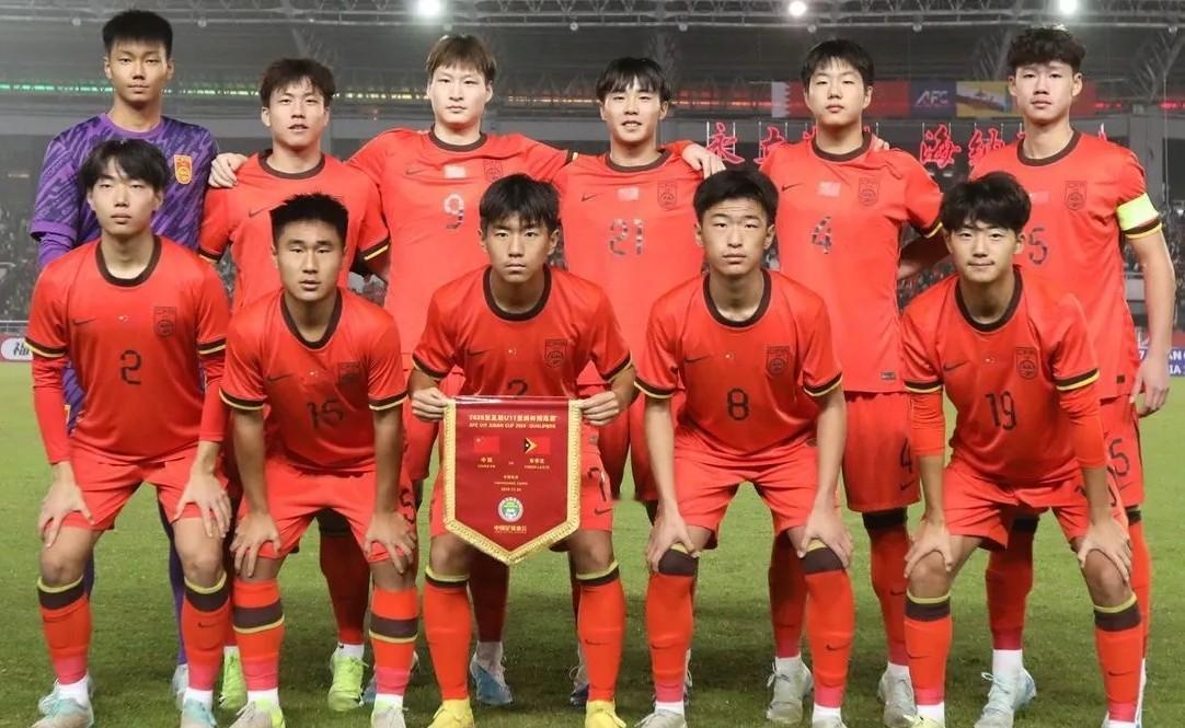 少年足球，A组出线还有变数。孟加拉，一开始想的可好了，先赢弱队，狂刷进球，大家