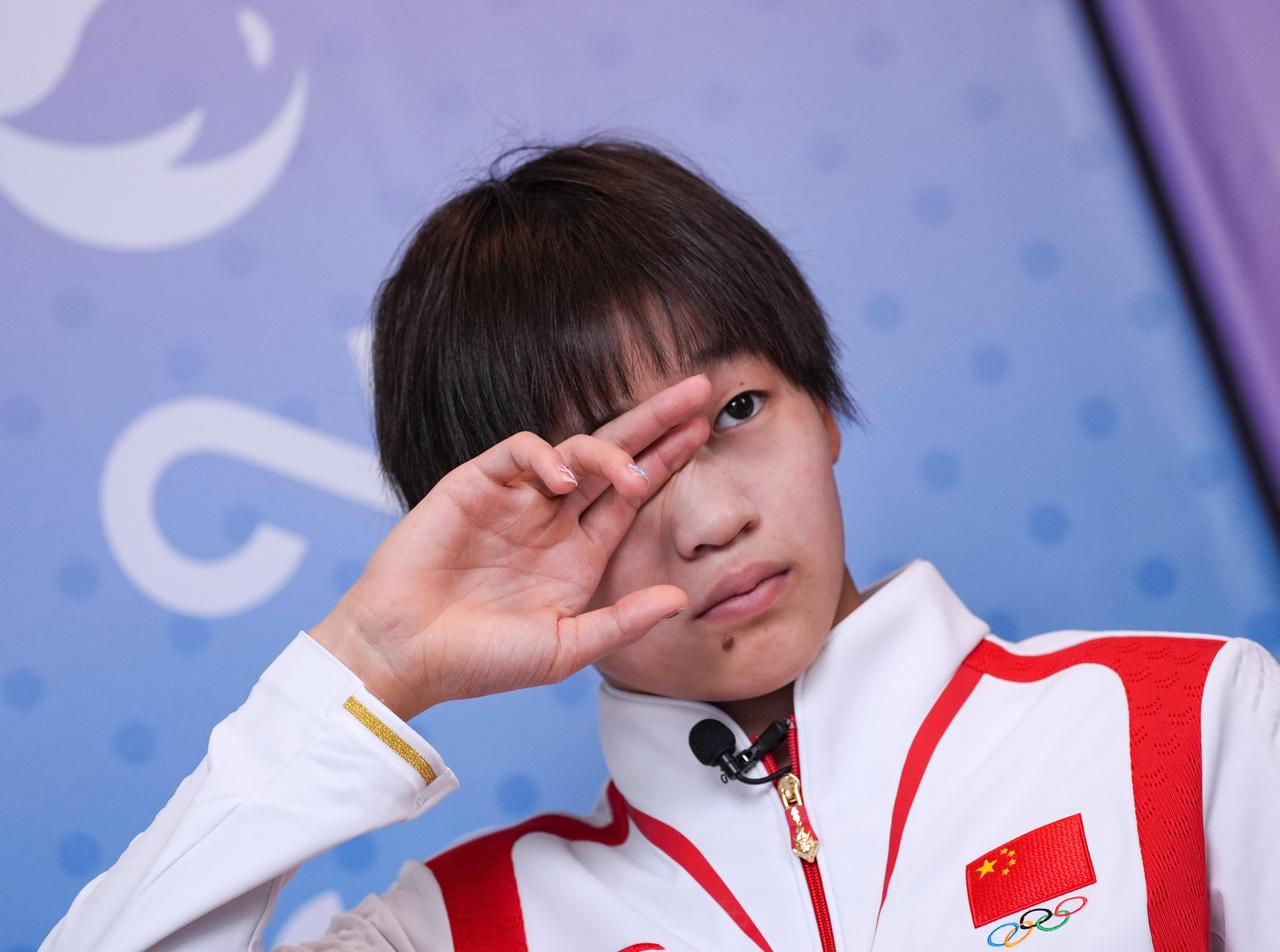 全红婵的“我真棒”，没有华丽修饰，却藏着最动人的力量。10米跳台上，零水花的完美