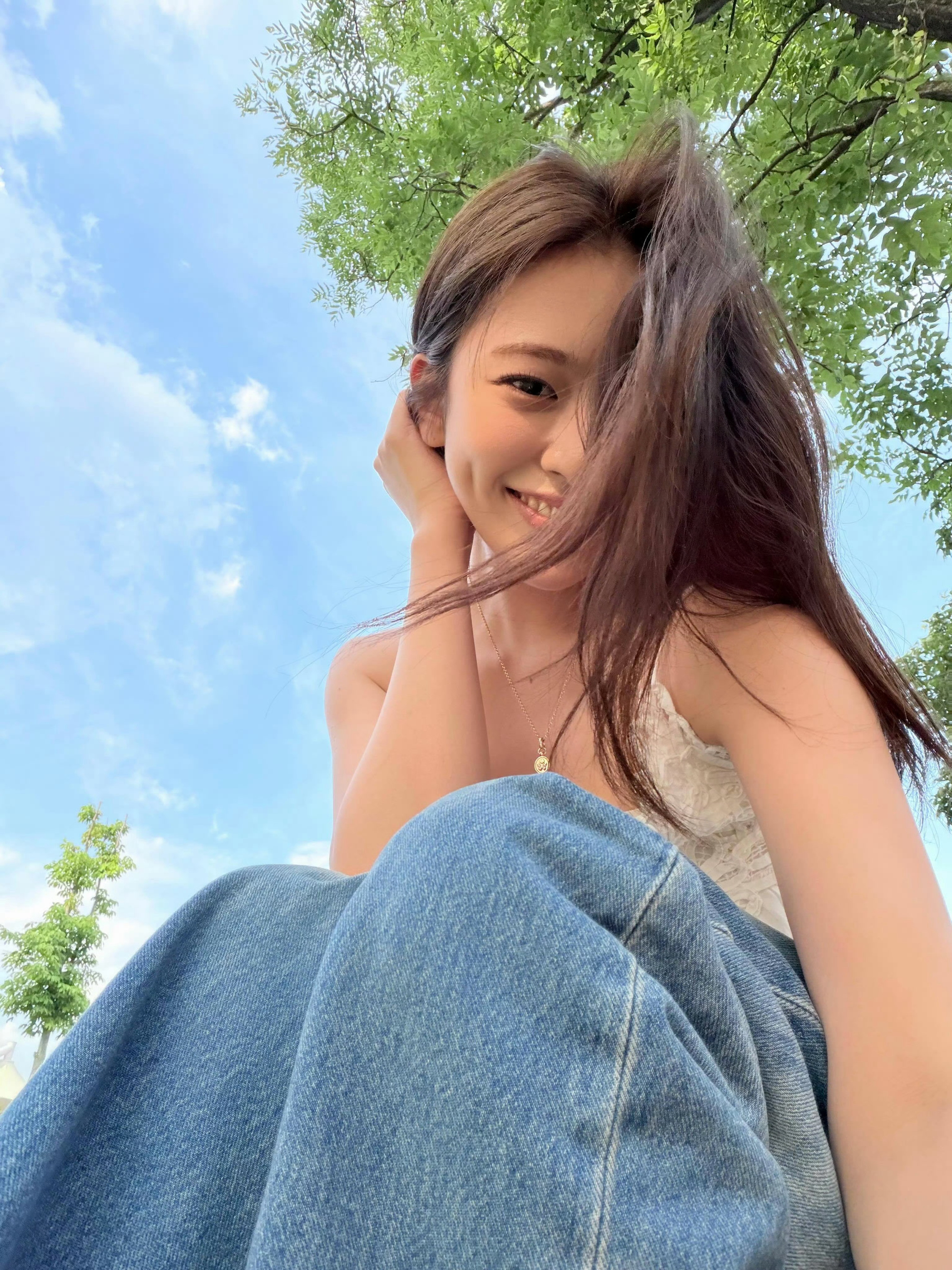 夏天的风轻轻吹着