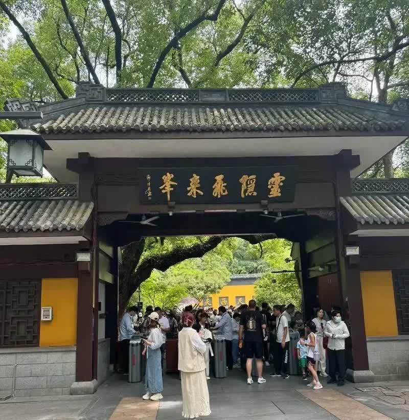 释永信进去了，最急的，恐怕是这位了，也不知道济公活佛心里发不发堵，酸不酸？