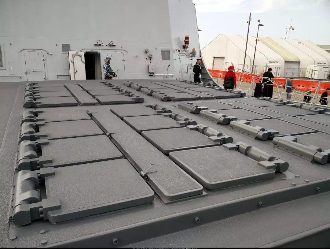 只差最后38海里！台出动万吨巨舰，冲向我054A，防空导弹已竖起根据岛内媒体2