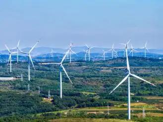 世界的变局很可能刚刚开始，中国人沉住气，我们将看到很多今天难以置信的变化。中国的