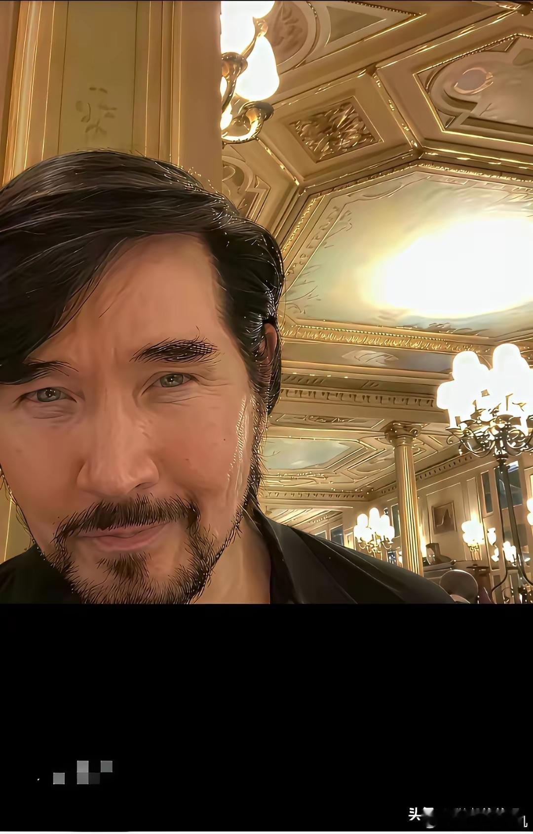 费翔除夕夜发照片：一盘饺子，两盘小菜，还有小半碗醋。这就是他的年夜饭！甜嘟爸爸想