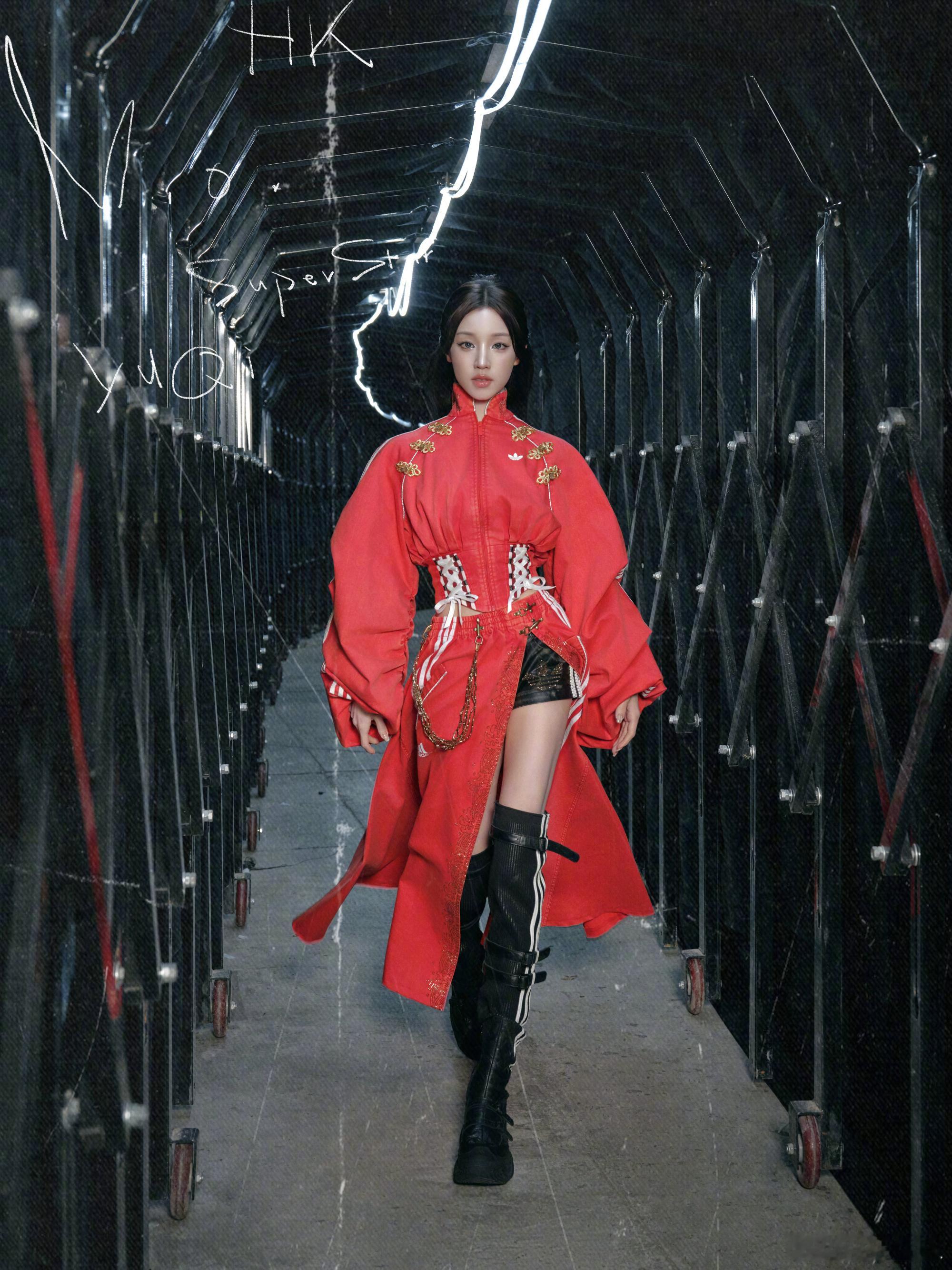 宋雨琦×adidasOriginals⚫️🔴