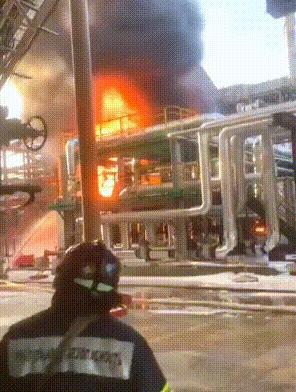 这是泽连斯基发出的警告,年底前全部锁定:直接对俄釜底抽薪!乌克兰警告,俄罗斯腹