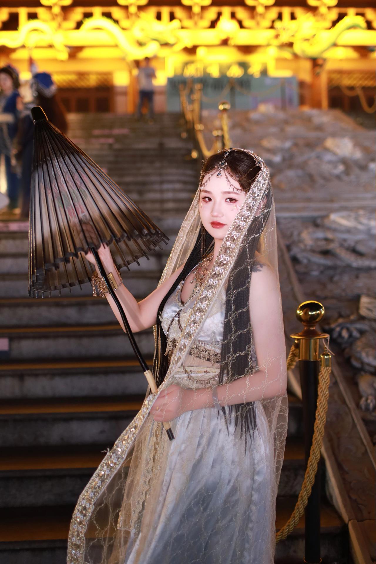 古镇随手拍西域旅拍古风来喀什邂逅西域风情西域女神