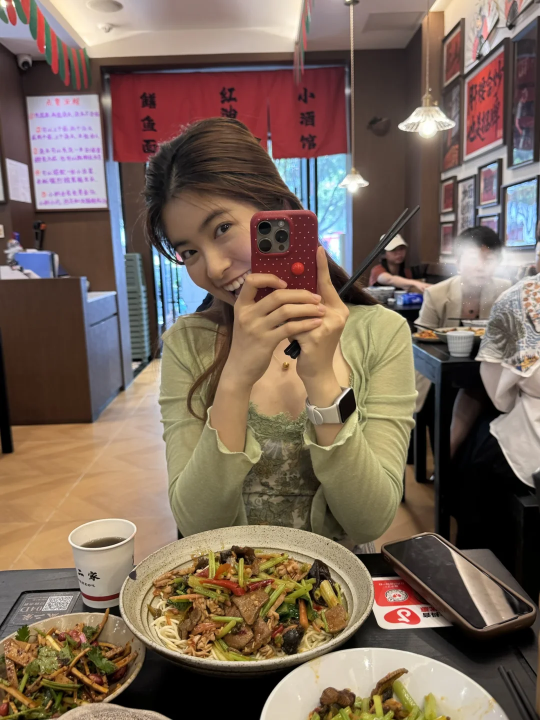 广东人吃到心水的重庆美食了