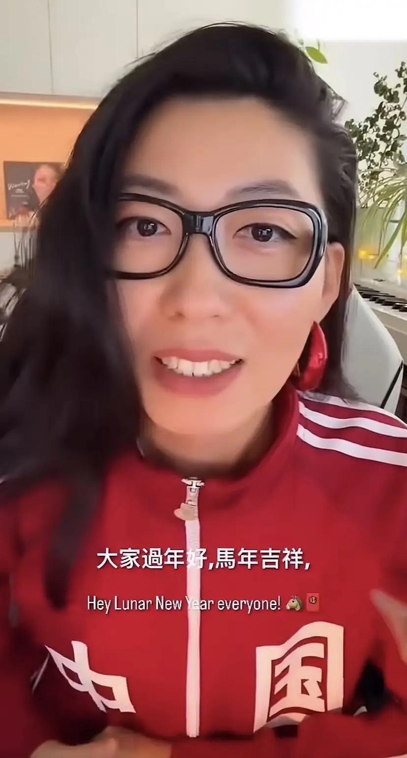 曲婉婷抖音账号被封。网友：封的太快了，我还没来的及问候她呢。我刷到过曲婉婷