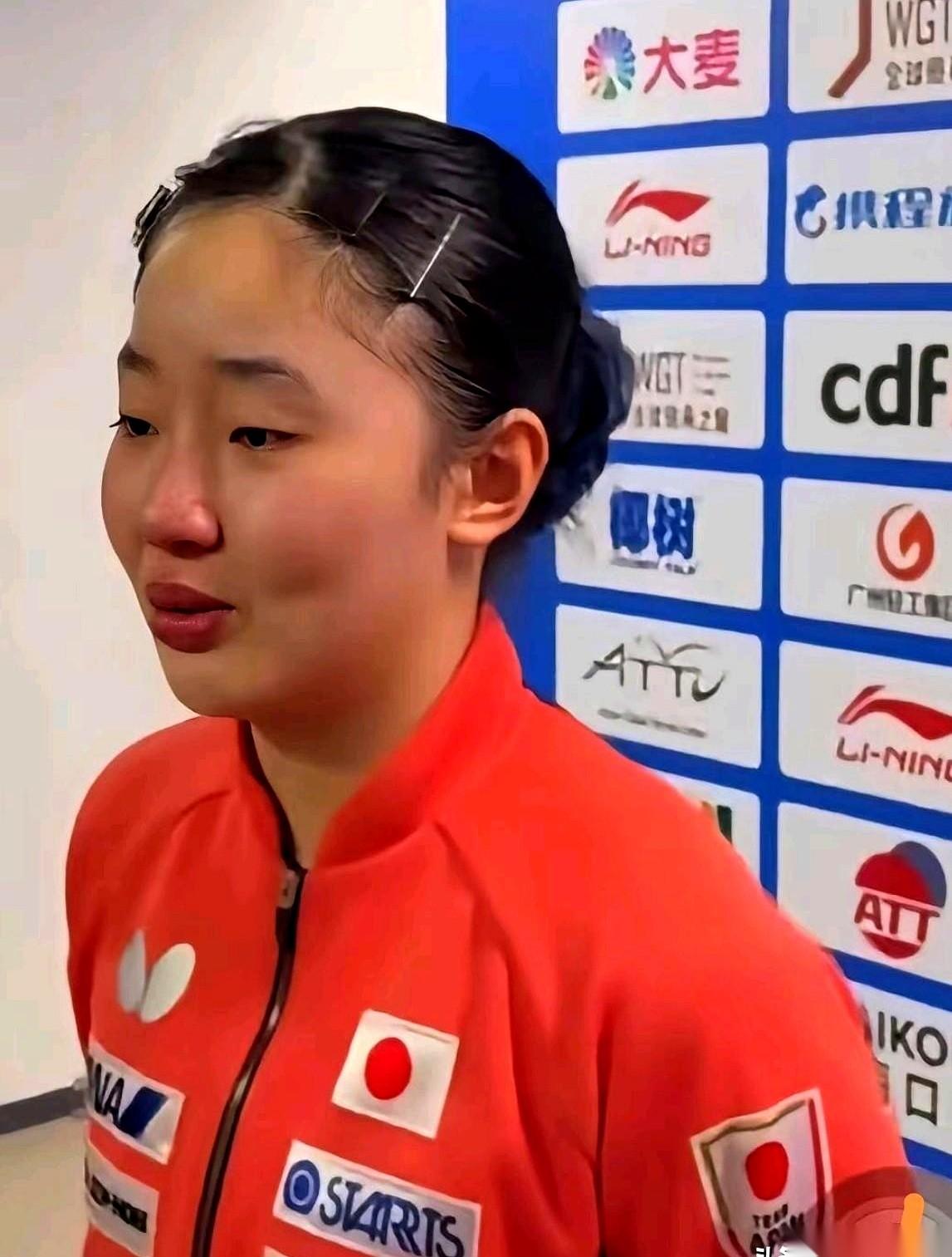 刚拼下王曼昱，张本美和还来不及喘匀气，就站到了孙颖莎的对面。上一场是五局鏖战，