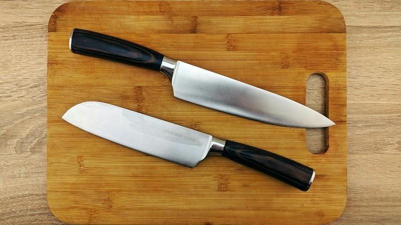 警告所有家庭！别再图省事把剩饭菜放电饭煲保温了，超过4小时就会滋生细菌，还会