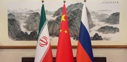 就在美国准备对伊朗进行军事打击之际，中俄出手了！中俄两国元首举行了通话，传递了