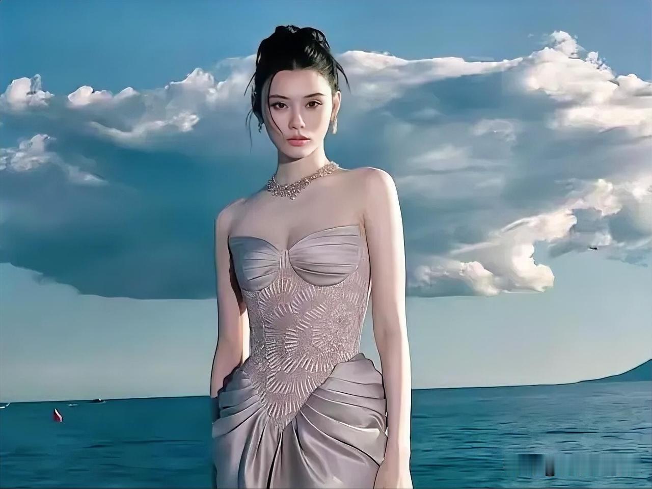 奚梦瑶！1989年3月8日出生于上海，身高178cm，已经37岁了，孩子都两个了