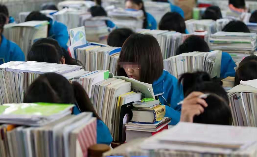 为什么中国的英语教育这么失败?简单回答：作为外语教育，尤其是和母语处于完全不