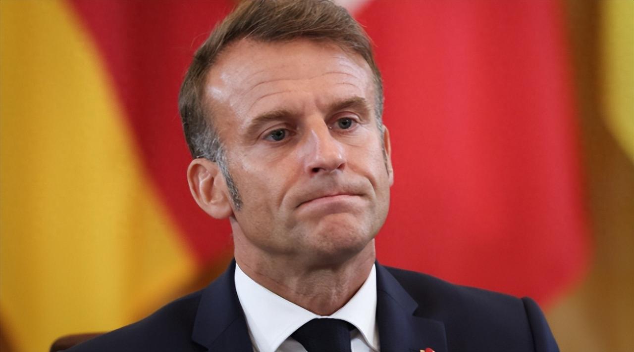 马克龙突然改口！3000亿俄资产动不得，否则全球金融或将要乱套西方还没来得及庆