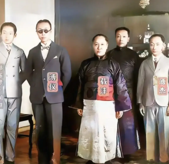 专家这个东西的含金量到底有多高？这让我想起溥仪晚年逛故宫的时候发生的一件事。