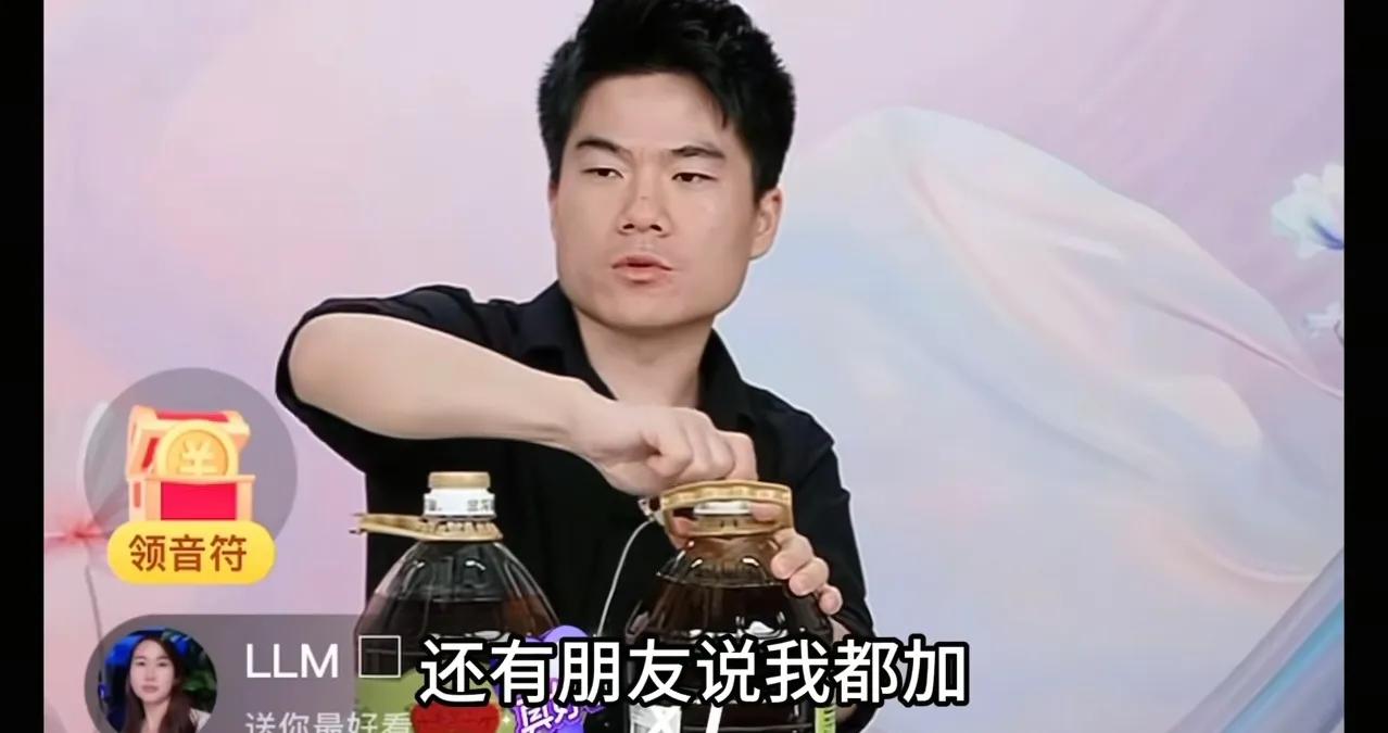 董宇辉又被忽悠了！董宇辉晚上直播加班有网友说已经加班了一个小时了，鹏鹏说他们