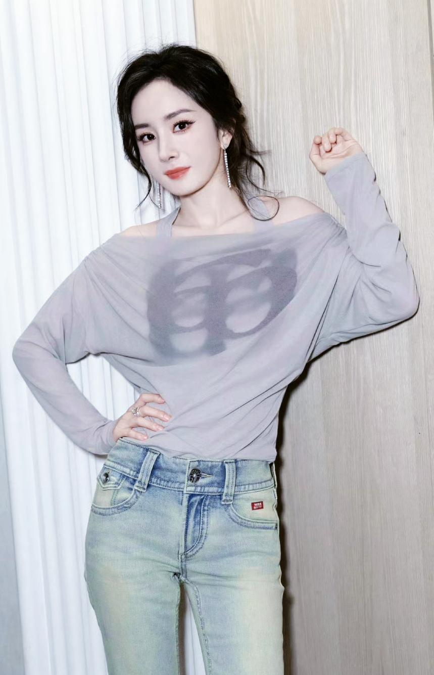 @杨幂OOTD～misssixty[比心]