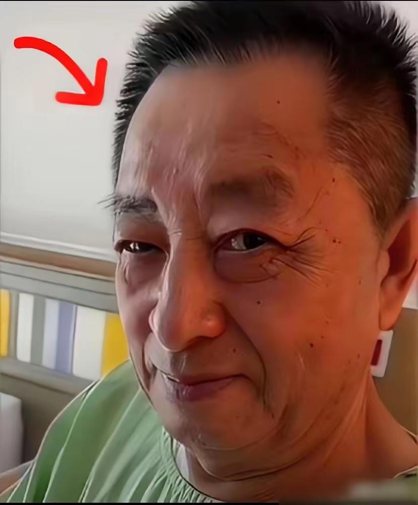 张兰捂了20多年的秘密，汪大爷一回来，就扯了遮羞布。年轻时，他身体好，四处快活；