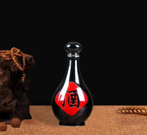 酒精致癌的风险被大家忽视了新的研究表明，就算只是喝一点点酒，也会让6种癌症