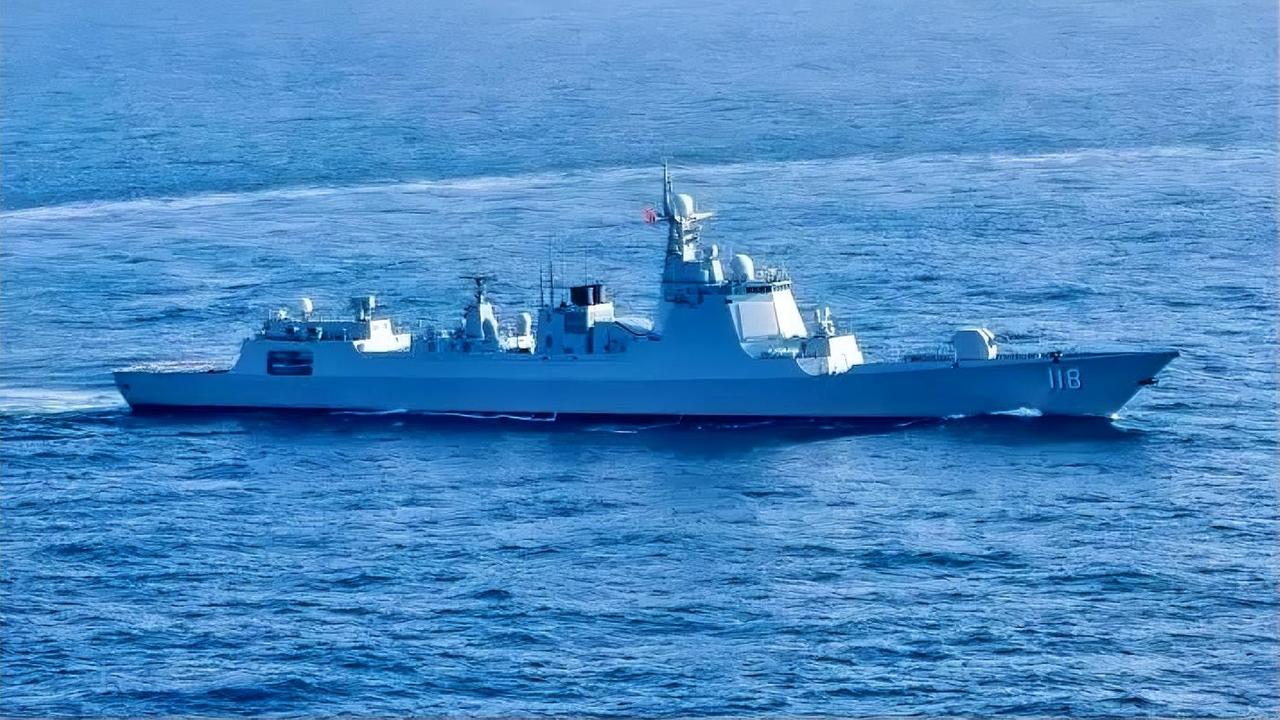 北部战区海军下辖有驱逐舰第一支队、驱逐舰第十支队。驱逐舰第一支队主力舰艇总吨