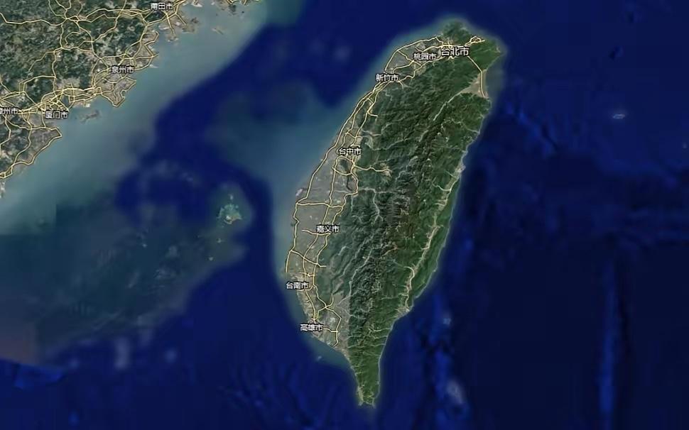 台军=台独！国防部明确界定：台军不是台湾地区部队，是台独军队。前几天有个事挺