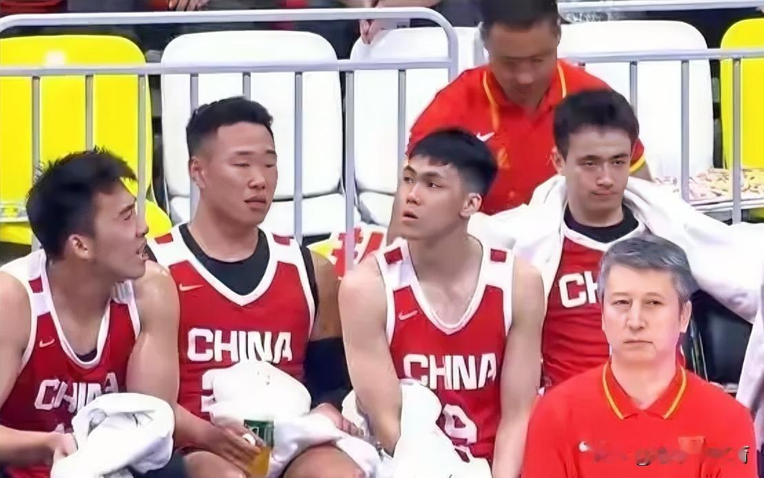 人气三星，赵继伟，庞峥麟，王俊杰全遭弃用，男篮败给新西兰。中国男篮77--8
