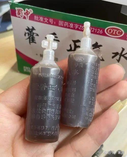 三伏结束前，睡前用它抹脚底，排尽寒湿，补足阳气，这个秋冬鼻炎不再复发！不知不觉