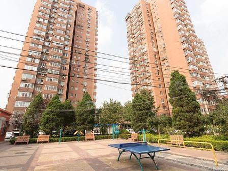 房价1650元/㎡起，总价几万块一套——成都阳光城，是馅饼还是陷阱？