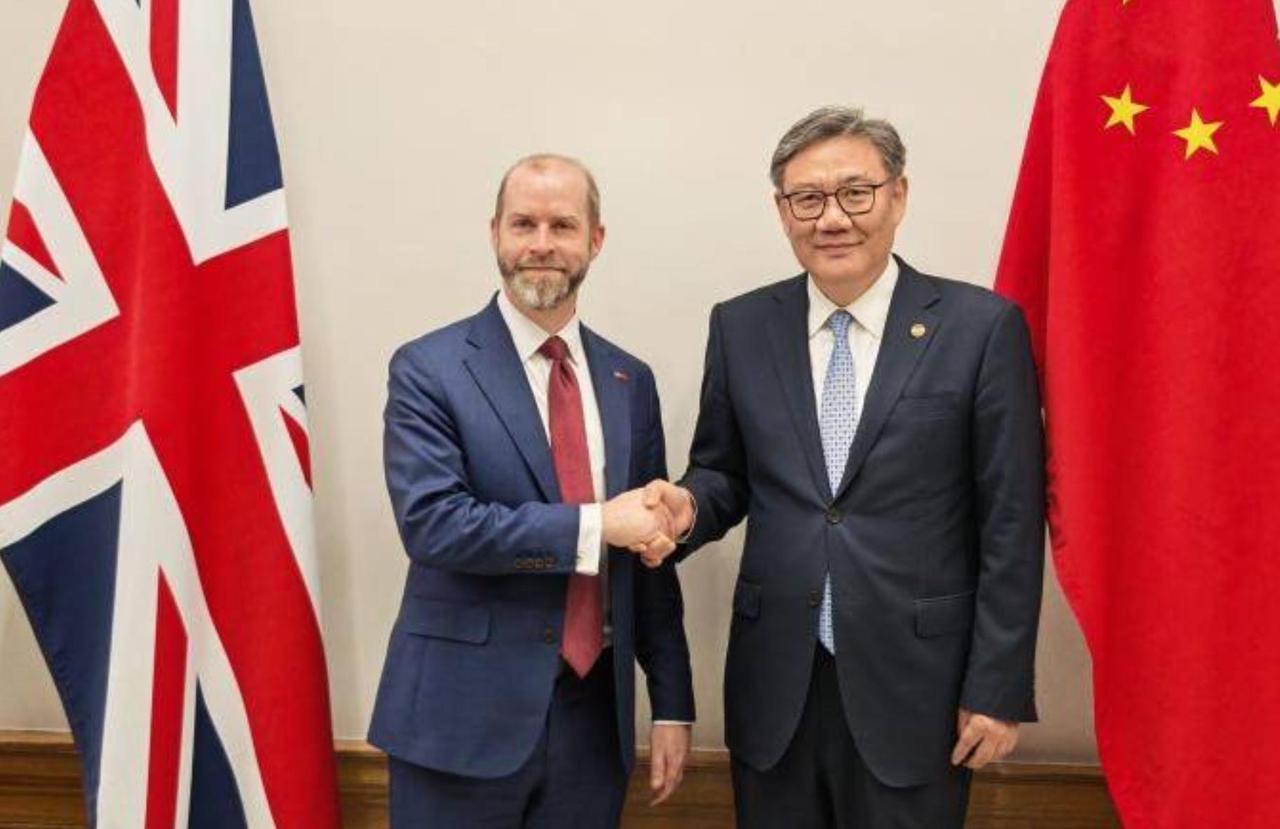 英国踢到铁板了！中国商务部致电伦敦，现在再提赔偿中国敬业集团已经晚了。 敬