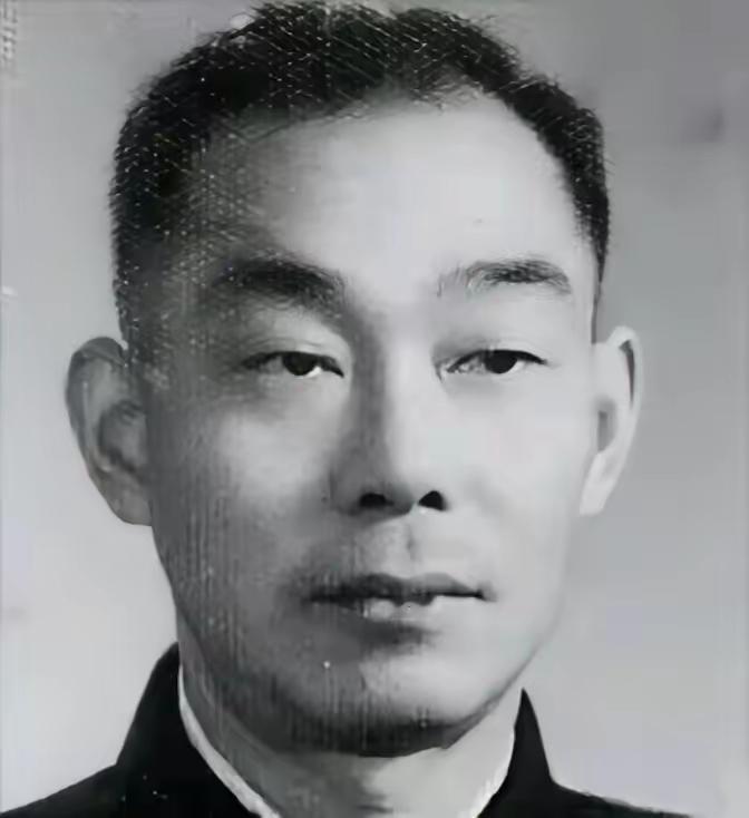 上海刚解放，陈毅正愁无人镇住特务黑帮，陈赓笑言：让那个死刑犯来！我的天呐家人