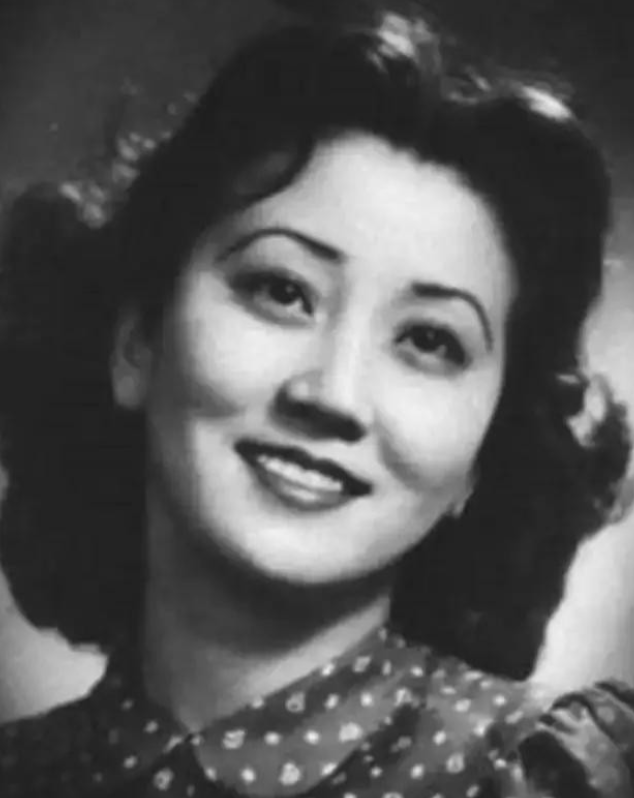 1947年，35岁的钱学森回国探亲，妹妹钱学英要给他介绍女朋友。不料，钱学森却说