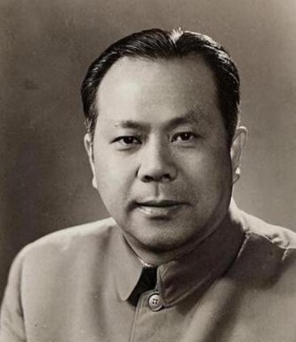 1985年，中国一高级干部访日期间，不顾多人劝阻非要去靖国神社，回国后就被中纪委