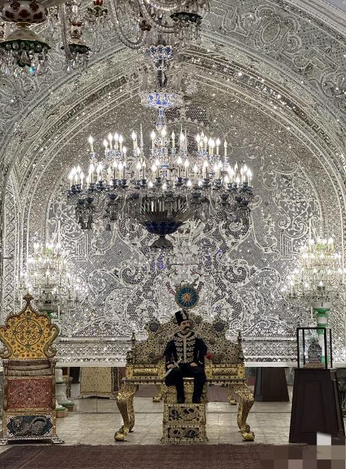 鹰酱联手以色列重拳出击！伊朗核心设施瞬间化虚有，中东动荡全球油价飙升