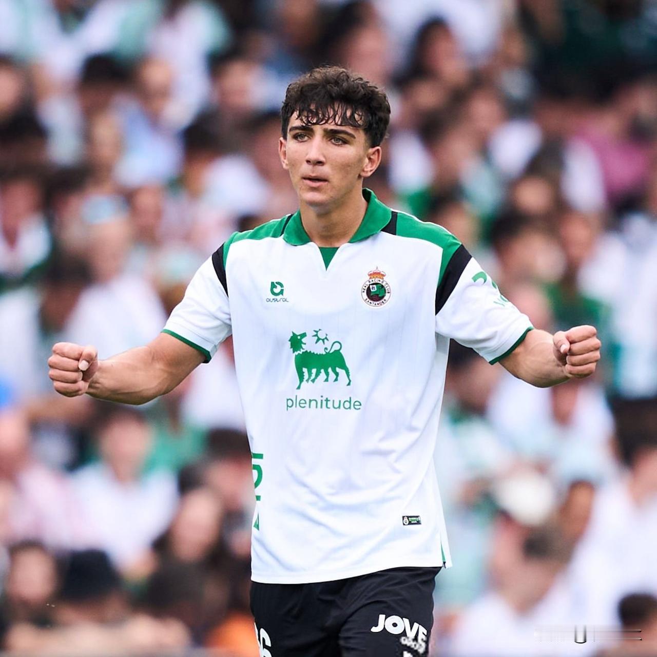 皇马有意签下19岁新星塞尔吉奥·马丁内斯据皇马跟队媒体RealMadrid
