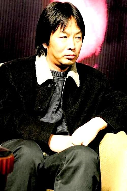 令人释怀的一段话：“人活着活着就会慢慢明白，戴一百块的手表和一百万的表，时间是一