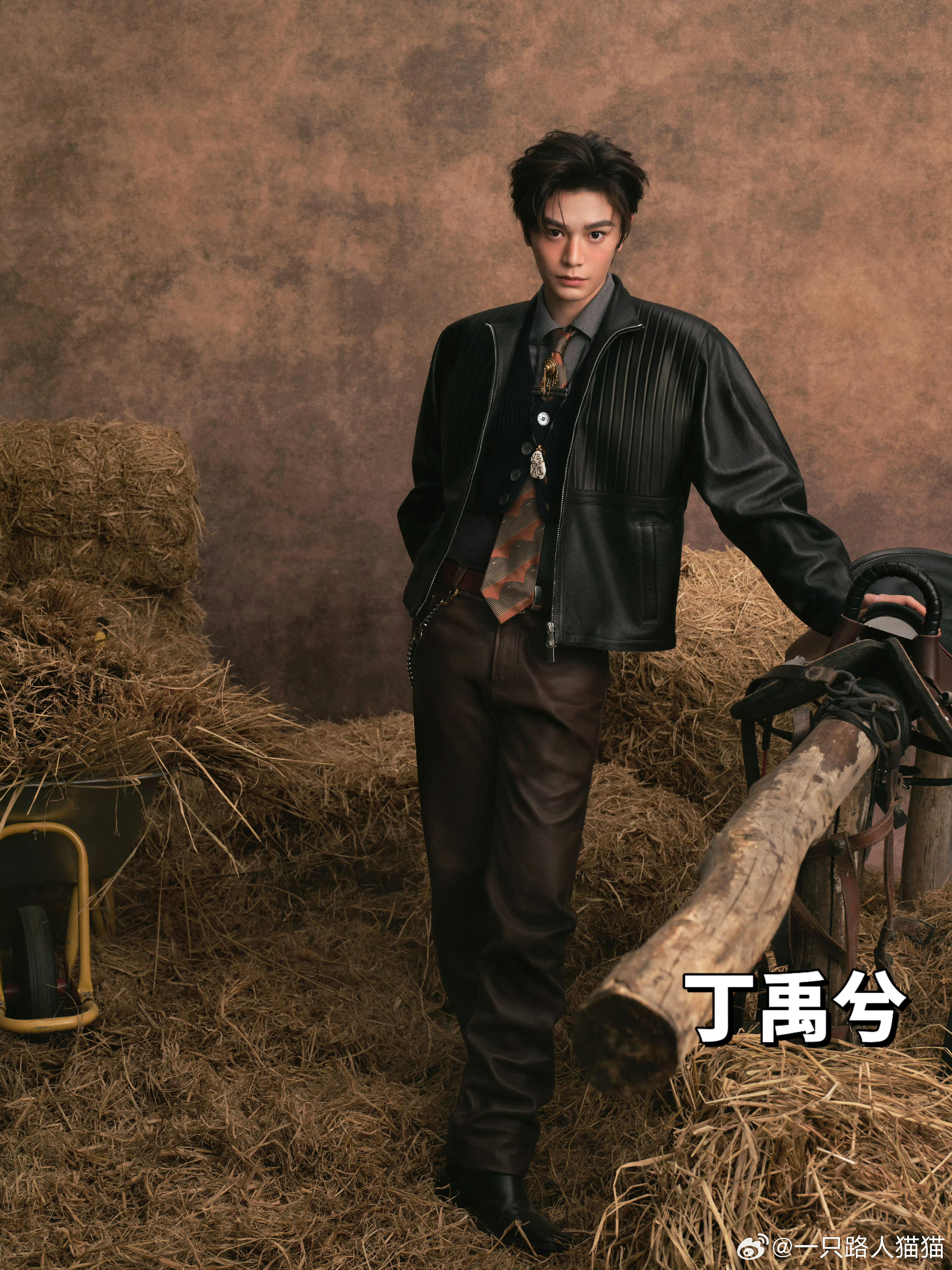 微博之夜男明星第一波出图费启鸣曾舜晞白敬亭邓为丁禹兮宋威龙陈哲远赖